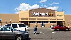 Walmart recorta la venta de munición