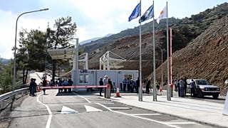 Άνοιγμα οδοφράγματος Λεύκας- Απλικίου (αρχείου)