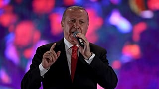 Ο Ερντογάν «καλοβλέπει»την απόκτηση πυρηνικών   