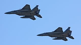 مقاتلات إف-15 يمتلك الجيش السعودية منها