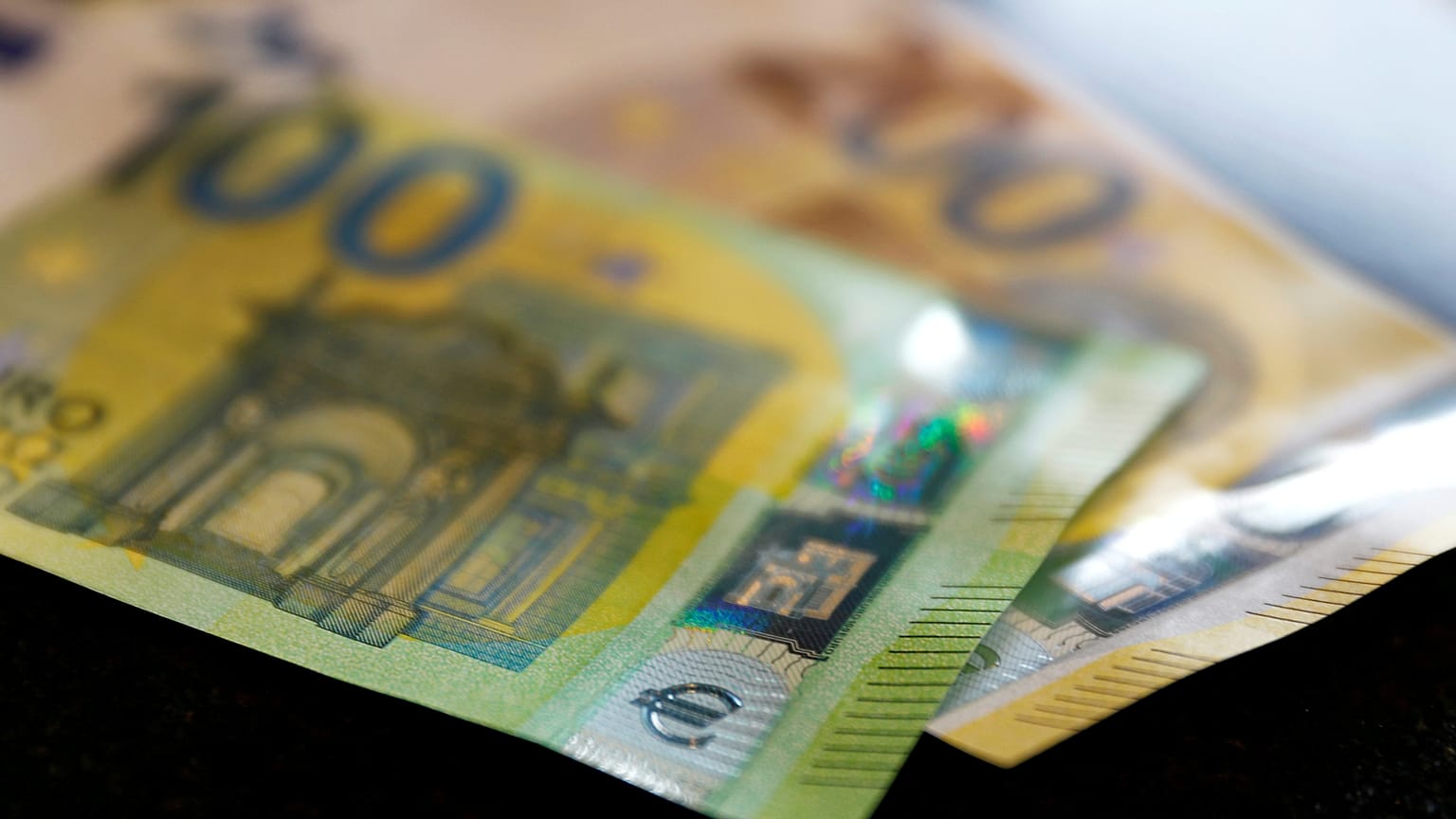 Új euróbankjegyek (illusztráció)