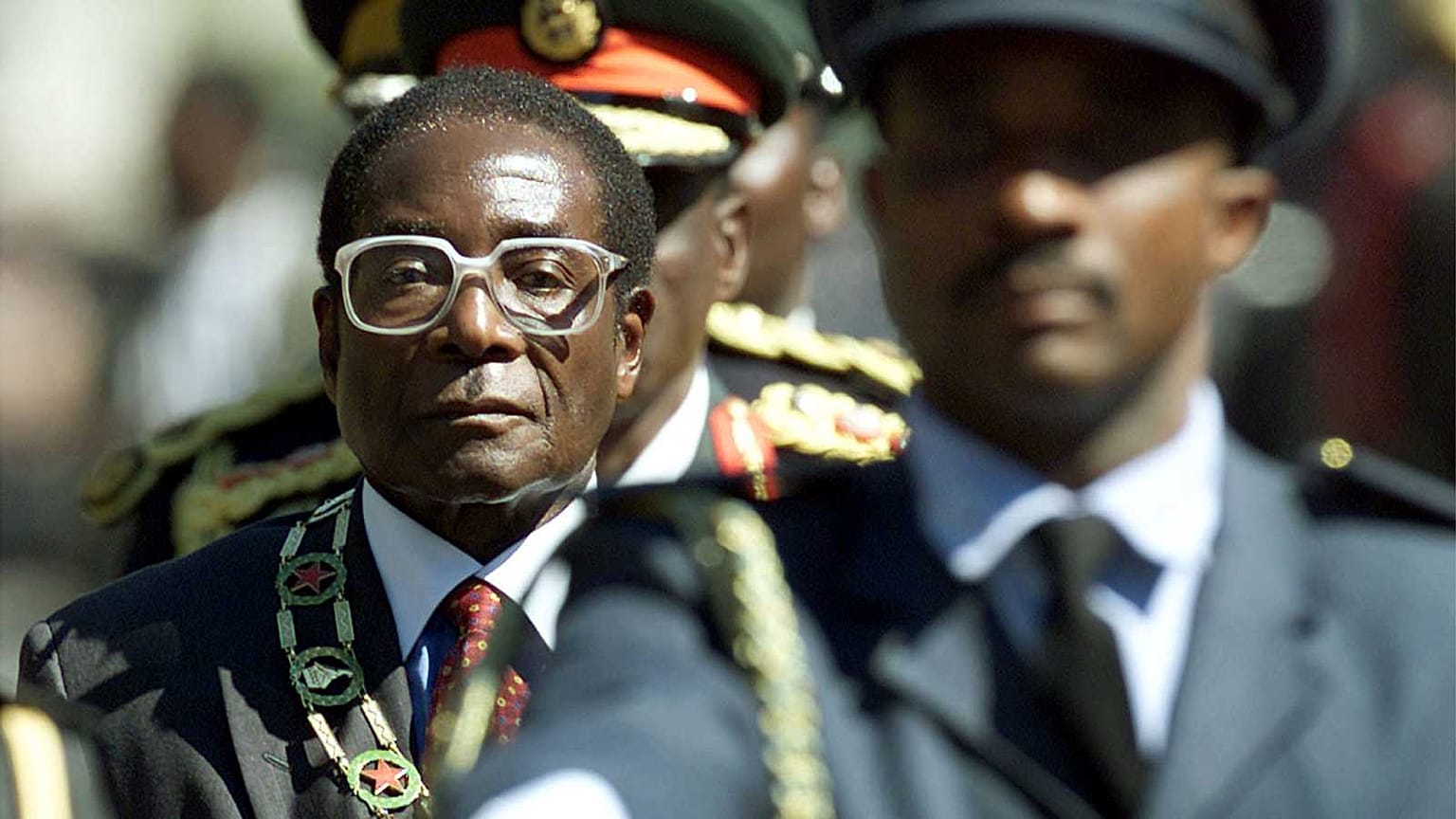 Mugabe, o herói da independência que se agarrou ao poder