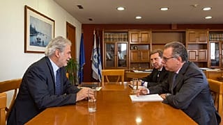 Συνάντηση Κουμουτσάκου - Στυλιανίδη για το μεταναστευτικό