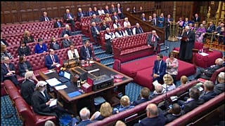 La Cámara de los Lores deja a Boris Johnson a las 'puertas' de una prórroga del Brexit 