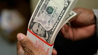 نرخ دلار به اوج پایان مرداد بازگشت