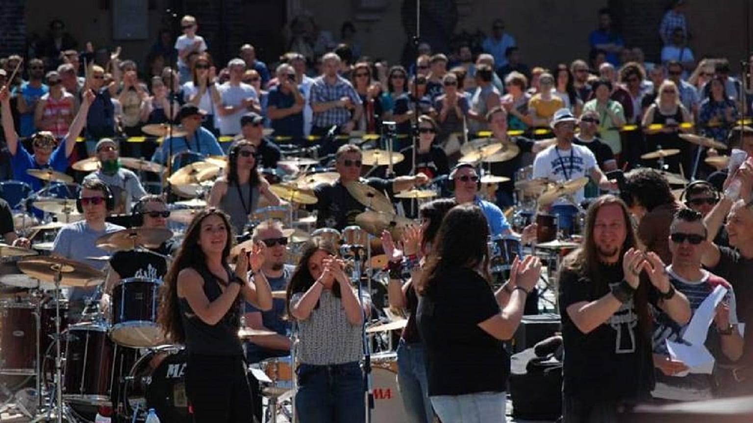 500 músicos húngaros al unísono en Cityrocks