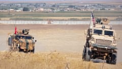 Trotz Streit um YPG: Türkische und US-Soldaten patroullieren in Syrien