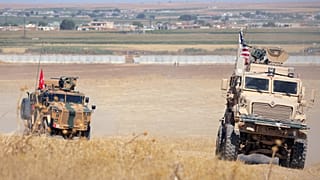Közös amerikai-török járőrözés Északkelet-Szíriában