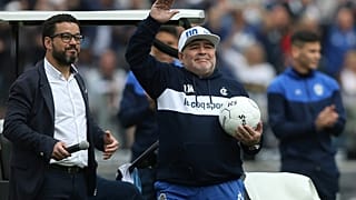 Maradona hazatért