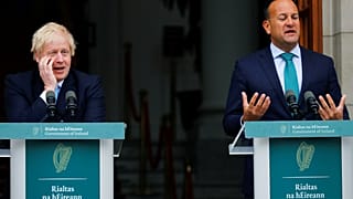 İngiltere Başbakanı Boris Johnson Dublin'de İrlanda Başbakanı Leo Varadkar ile görüştü