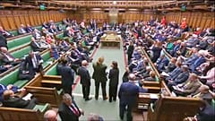 Leállt a brit parlament