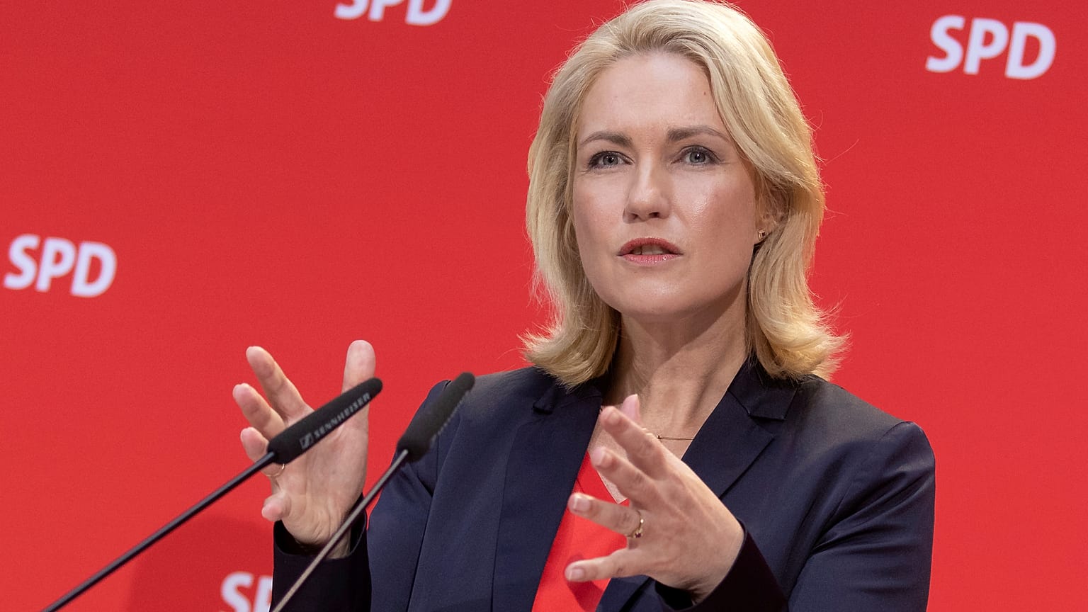 Schwesig: "Die Diagnose hat mich schwer getroffen"