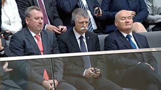 Hungarian Speaker Laszlo KÖVÉR listening in the Bundestag