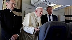 Papst: "Fremdenfeindlichkeit erinnert an Hitler"