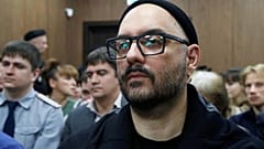 С режиссера Кирилла Серебренникова снята подписка о невыезде