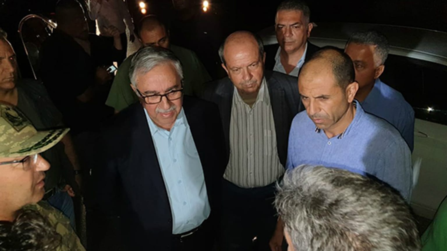 Kıbrıs'ta askeri bölgede bulunan cephanelikte patlama