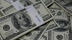 کاهش تقاضای عاشورا همزمان با برکناری بولتون؛ نرخ دلار ۲۰۰ تومان کاهش یافت