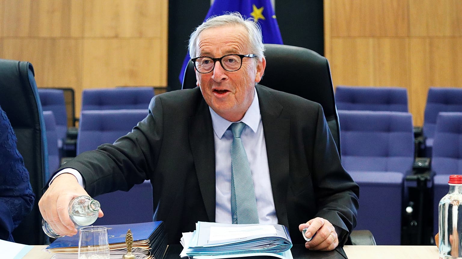 Juncker: Orbán nem európai vezető