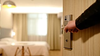 حکم دادگاه فرانسه: ایست قلبی هنگام سکس در سفر کاری حادثه ناشی از کار است