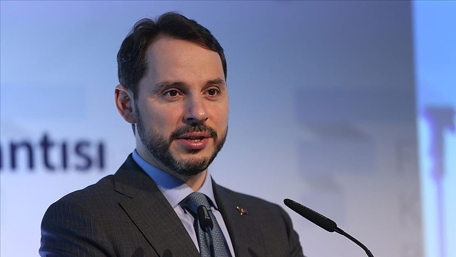 Maliye Bakanı Albayrak: Enflasyonda eylülde tek haneli rakamları yakalayacağız