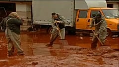 Court convicts 10 after 2010 Hungarian alumina plant toxic sludge leak