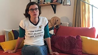 Francia abre la puerta a la reproducción asistida para lesbianas y solteras