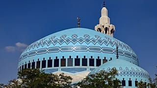 انتقادات تطال رابطة العالم الإسلامي بسبب مؤتمر في باريس لإدانة "الإرهاب والظلامية"