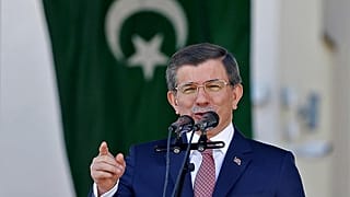 رئيس الوزراء التركي السابق أحمد داوود أوغلو
