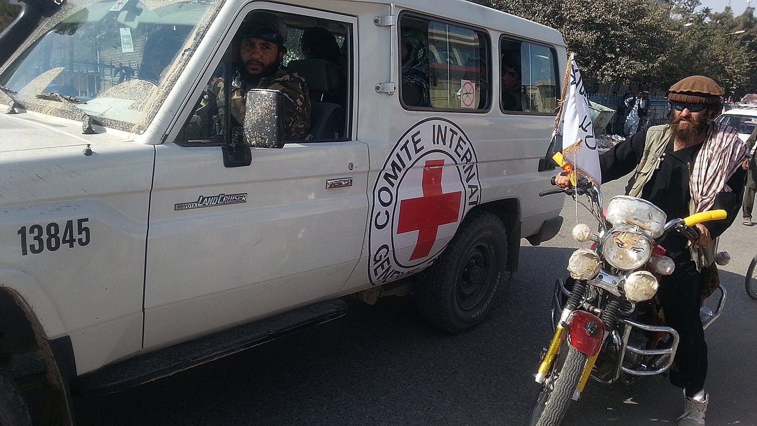 Taliban, Uluslararası Kızılhaç Örgütü’ne Afganistan'da getirdiği çalışma yasağını kaldırdı