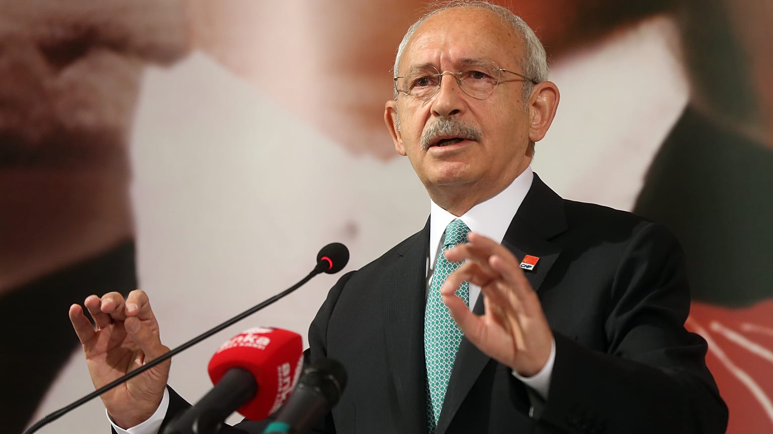 CHP Parti Meclisi (PM), CHP Genel Başkanı Kemal Kılıçdaroğlu başkanlığında parti genel merkezinde toplandı. 
