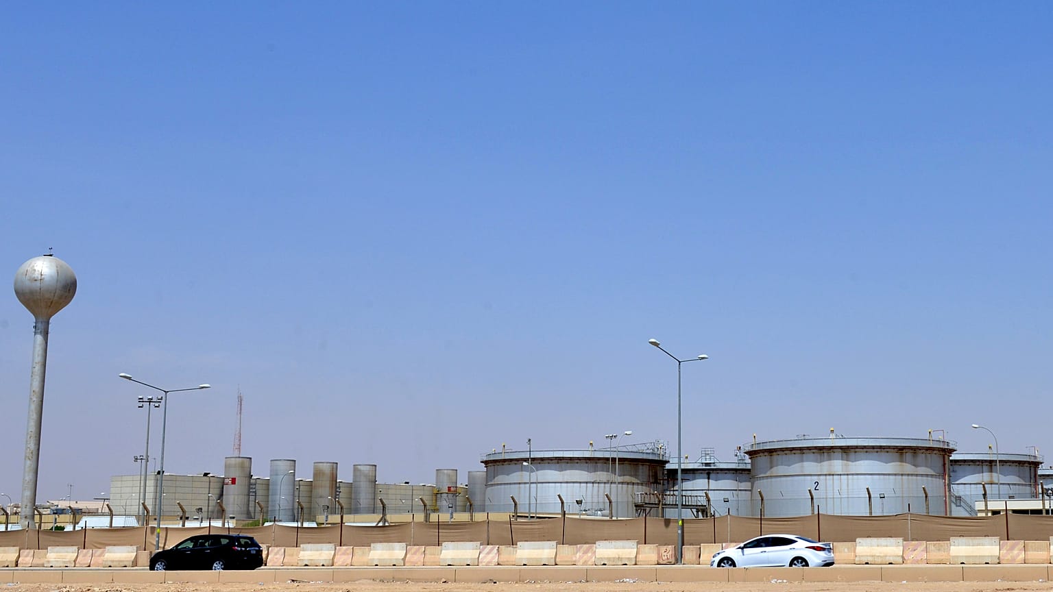 Suudi Arabistan’a yönelik SİHA saldırısı, petrol fiyatlarını varil başına 5 ila 10 dolar artırabilir