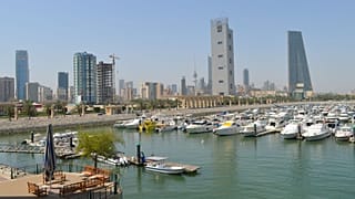 کویت بدنبال پرواز پهپاد ناشناس در آسمانش؛ همراه با عربستان تحقیق می‌کنیم