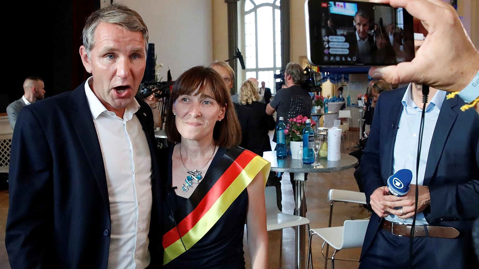 Björn Höcke bricht ZDF-Interview ab und droht dem Reporter