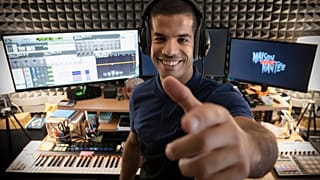 Radouane Abassi matematik formüllerini rap söyleyerek öğretiyor