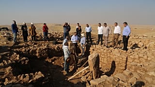 Şanlıurfa'da, Unesco Dünya Mirası Listesi'nde yer alan Göbeklitepe'deki yapılara benzeyen eserlere rastlandı
