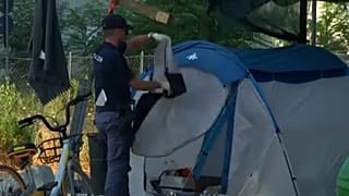 Embercsempészeket fogtak el