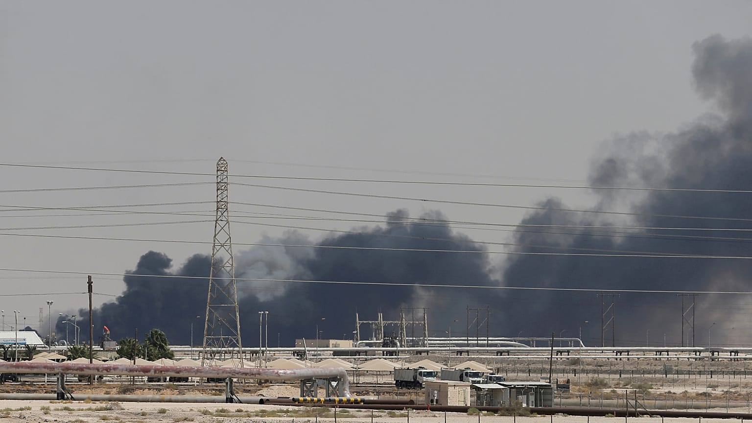 Suudi Arabistan, geçici olarak durdurulan petrol üretiminin yeniden başlatıldığını açıkladı