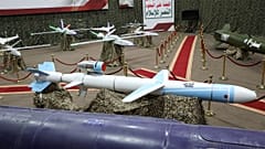 صواريخ ومسيرات عرضها يوم أمس "الإعلام الحربي الحوثي"  