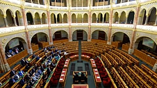Az Országgyűlés rendkívüli plenáris ülésén 2019. szeptember 18-án
