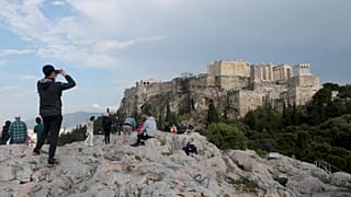 Τι θα γίνει με το αναβατόριο και την αντικεραυνική προστασία της Ακρόπολης;