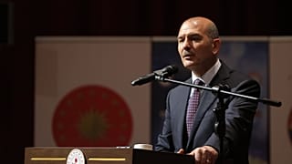  Süleyman Soylu: Müttefikimiz olan ABD, PKK'ya silah hibe ediyor, FETÖ'yu koruyor