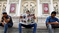 شاهد: ماذا قال التونسيون عن رئيسهم المخلوع زين العابدين بن علي بعد وفاته بمنفاه