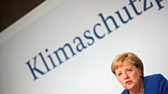 Angela Merkel habla durante una conferencia de prensa en el Futurium de Berlín, Alemania, el 20 de septiembre de 2019.