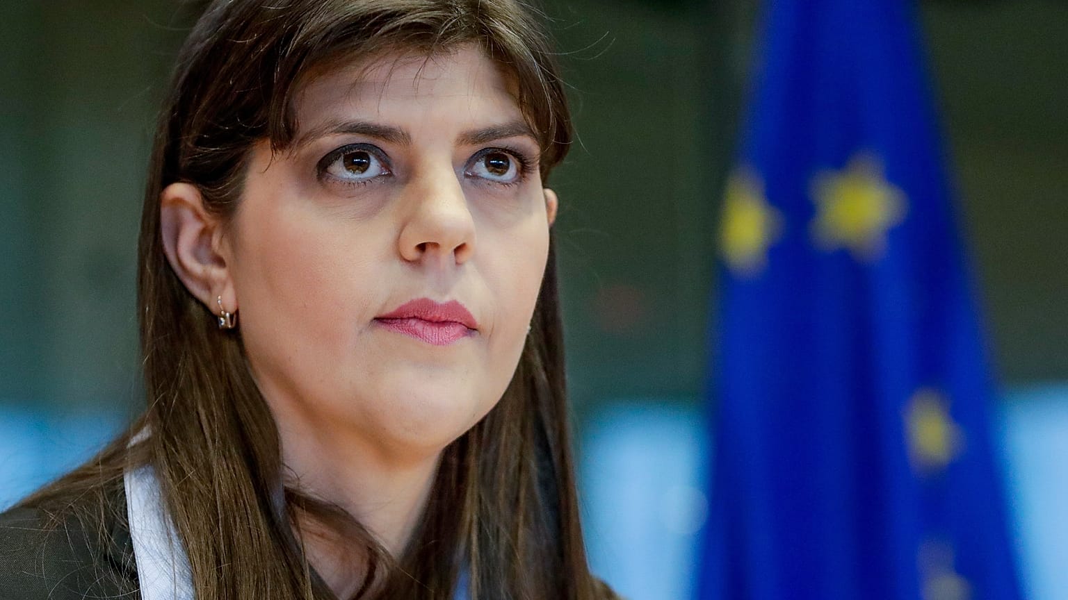Exkluzív: villáminterjú Laura Codruta Kövesivel 
