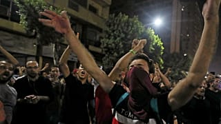 مخالفان سیسی در مصر در پی فراخوان آنلاین شبانه تظاهرات کردند 