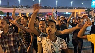 اشتباكات بين قوات الأمن والمتظاهرين في السويس خلال مظاهرة جديدة معارضة للسيسي