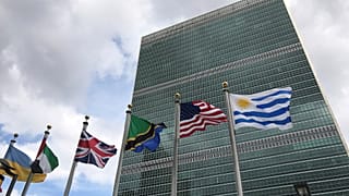 Climate summit: 'Adults must start acting likes adults'