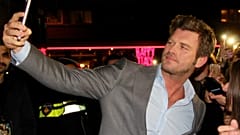 Kıvanç Tatlıtuğ ile fotoğraf çektiren hakime inceleme başlatıldı