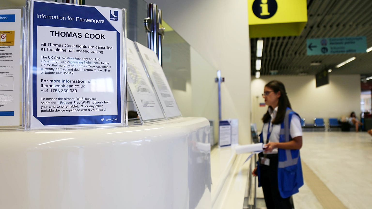 Ενημερωτικό σημείωμα της Thomas Cook στο αεροδρόμιο των Χανίων