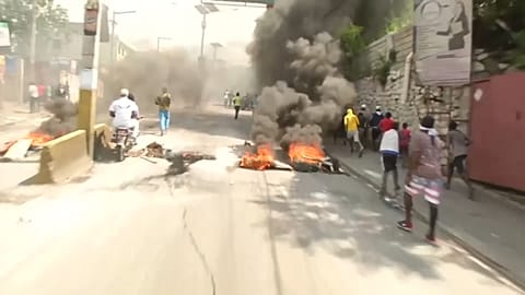 Clashes continue in Haiti after senator fires pistol 